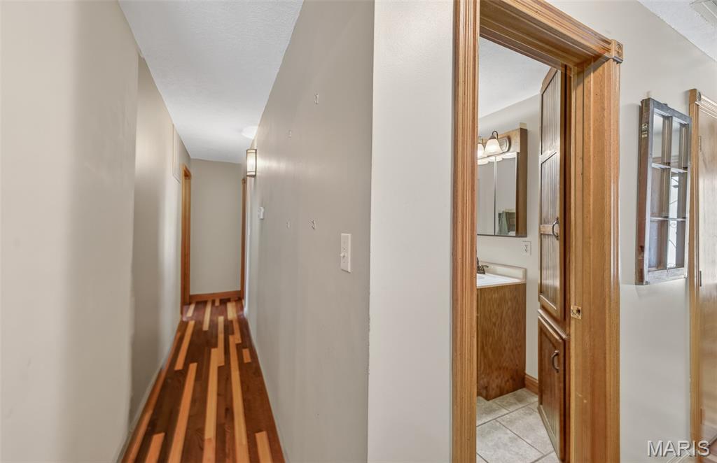 15161 Edison Road Property Photo 17