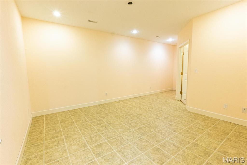 1025 Cobblestone Drive Property Photo 66