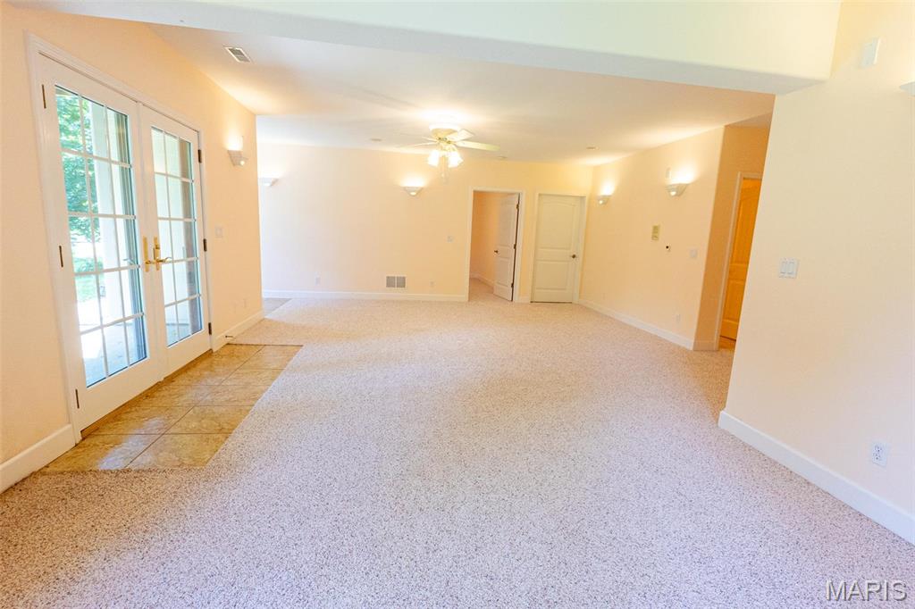 1025 Cobblestone Drive Property Photo 77