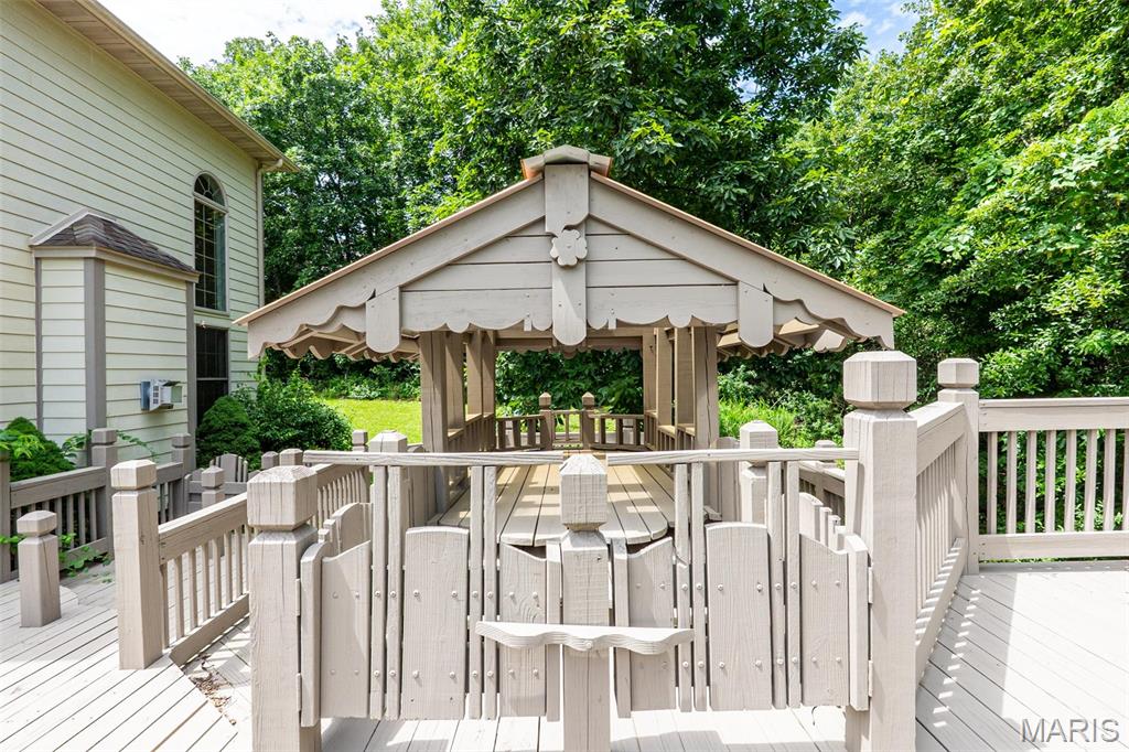 1025 Cobblestone Drive Property Photo 93