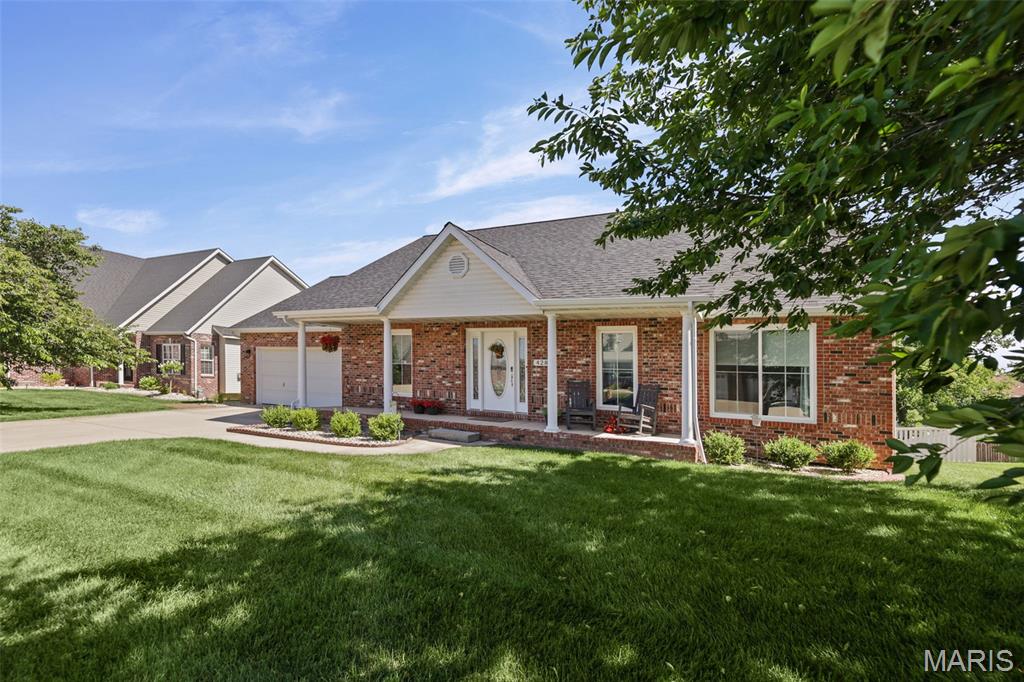 428 Marbleton Circle Property Photo 3