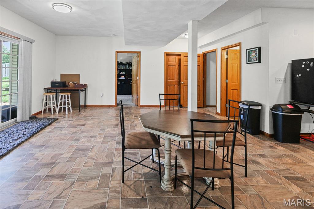 428 Marbleton Circle Property Photo 41