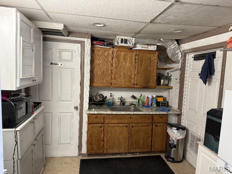 8827-8833 N Broadway Property Photo 6