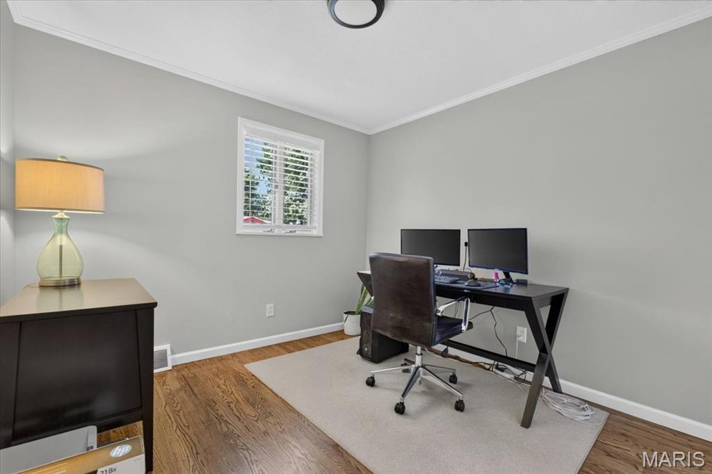 569 Saint Joseph Street Property Photo 16