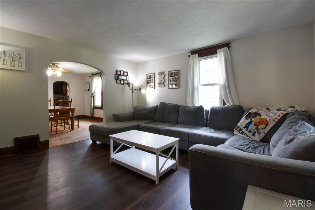 208 Wisconsin Avenue Property Photo 1