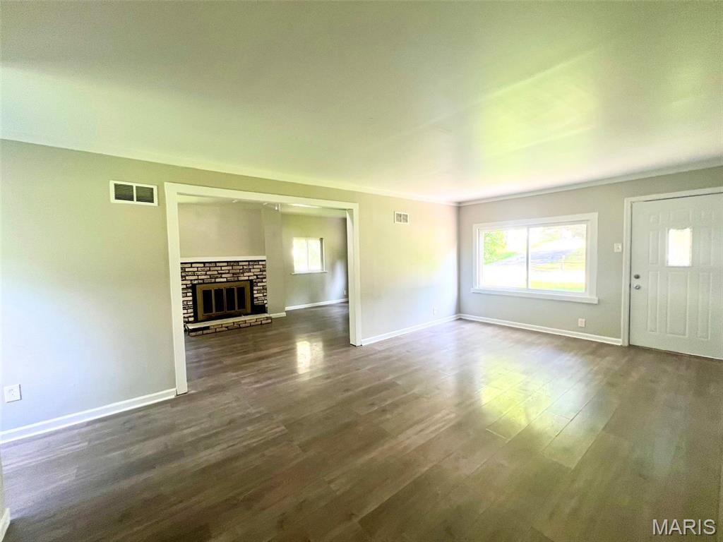 456 Bluff Drive Property Photo 3