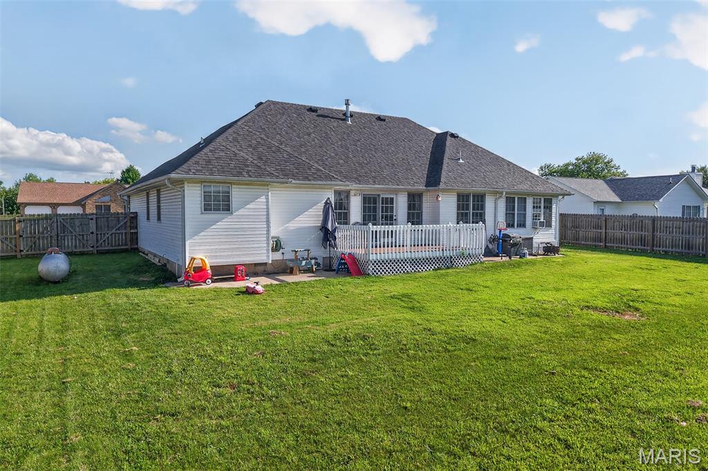 413 Lasalle Street Property Photo 8