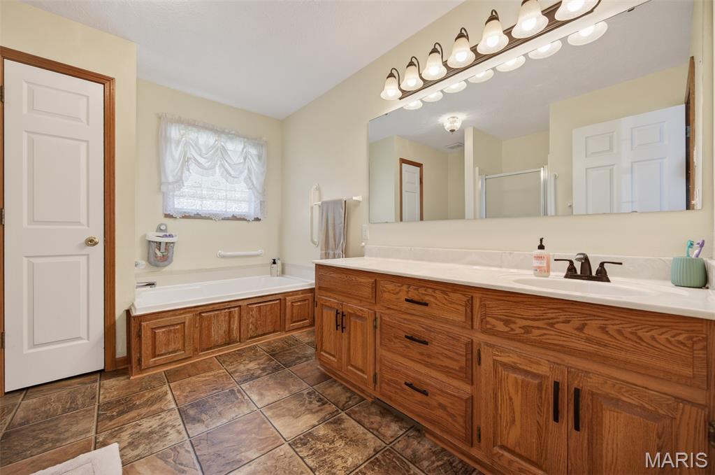 413 Lasalle Street Property Photo 28