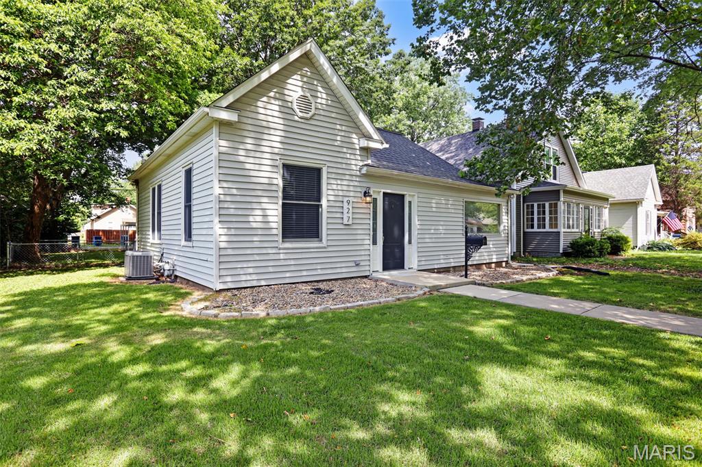 927 Troy Road Property Photo 1