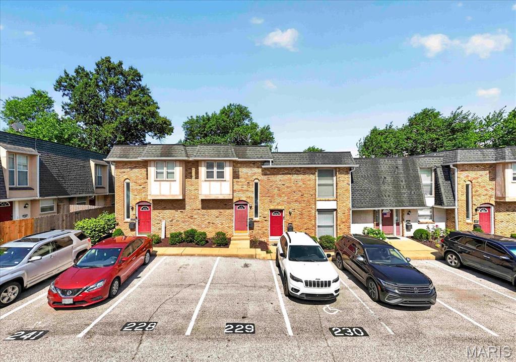 1107 Rue La Chelle Walk 1107 Property Photo 3