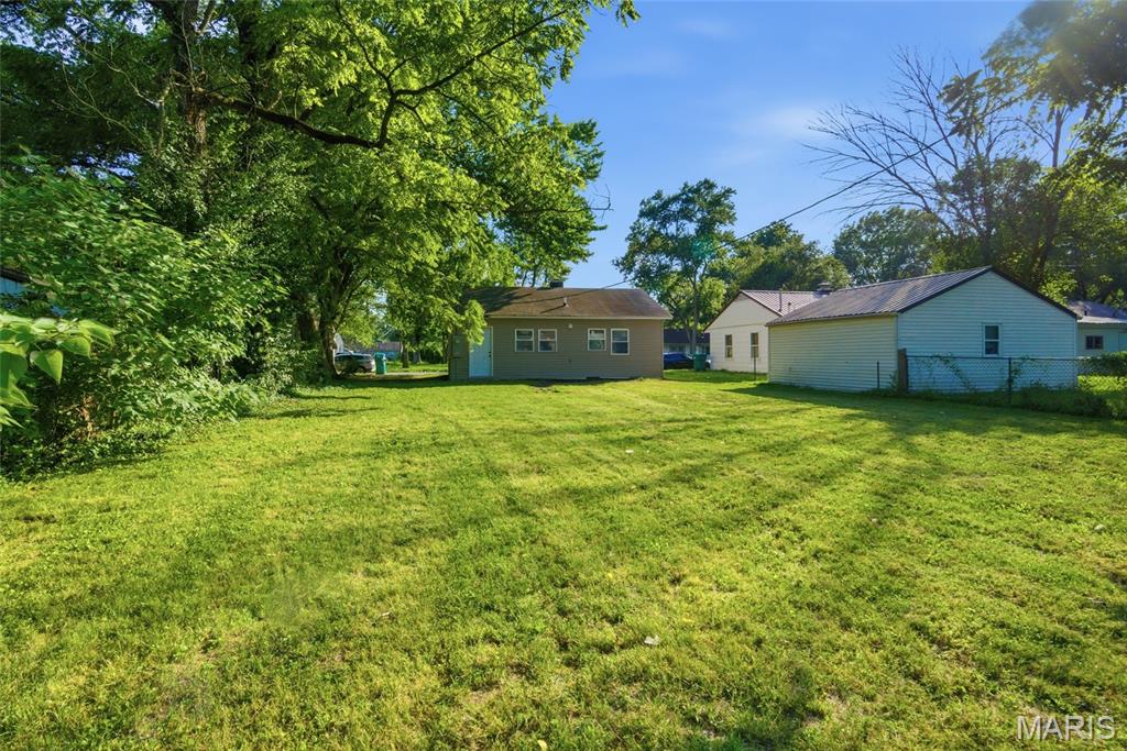 14 Marilyn Lane Property Photo 27
