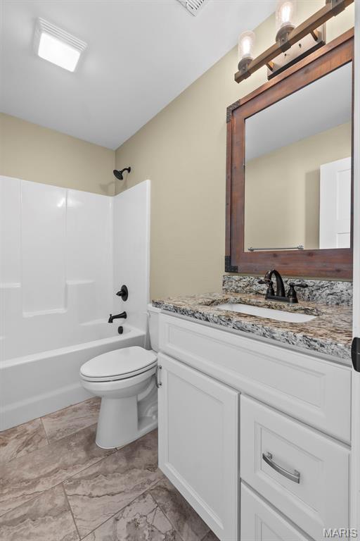 2502 Oak Street Property Photo 28