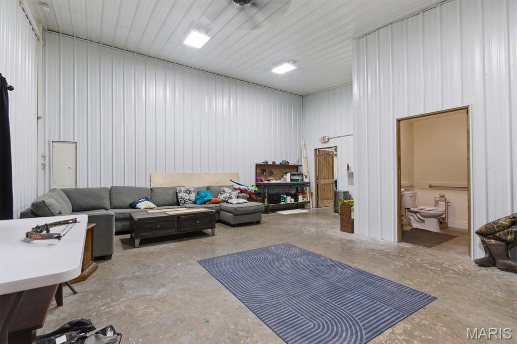 1821 N Jefferson Street Property Photo 63