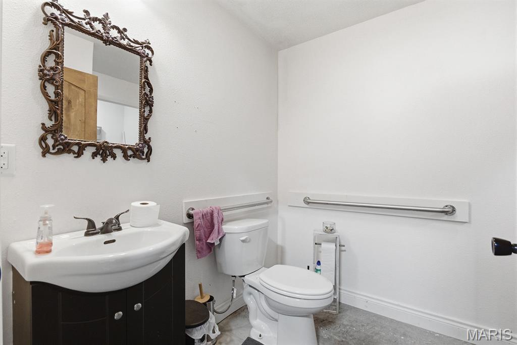 1821 N Jefferson Street Property Photo 64