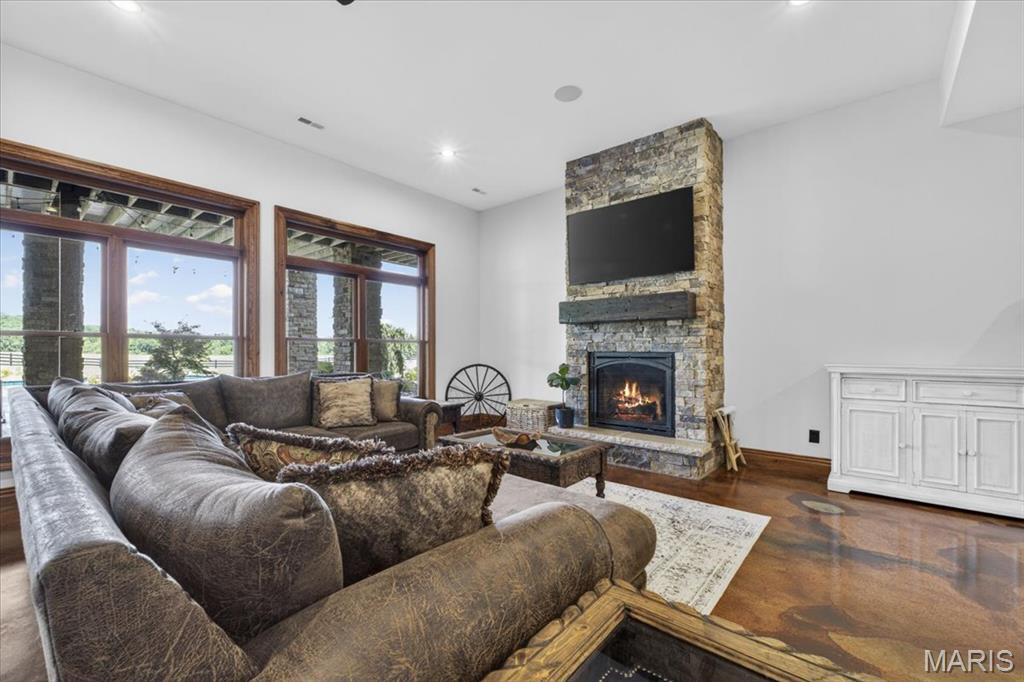 2447 Highway N Property Photo 60