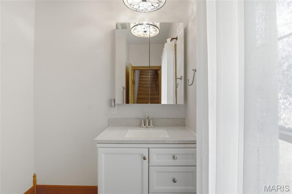 2838 Woodson Drive Property Photo 22