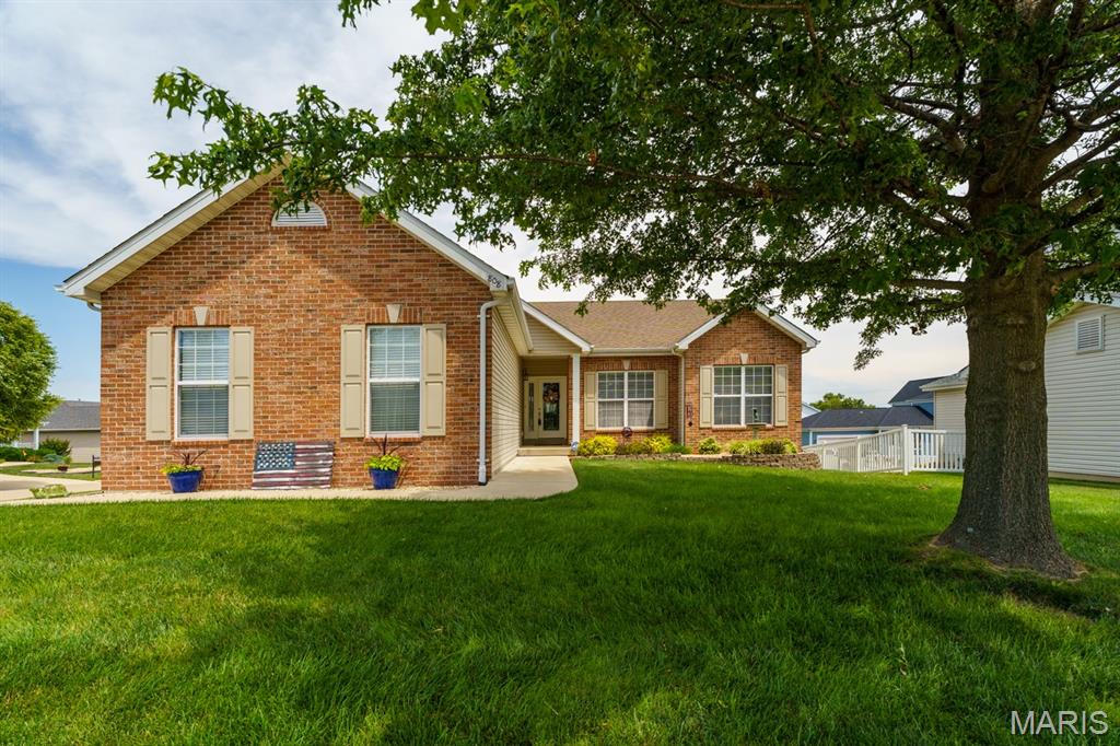808 Blazing Star Drive Property Photo 1