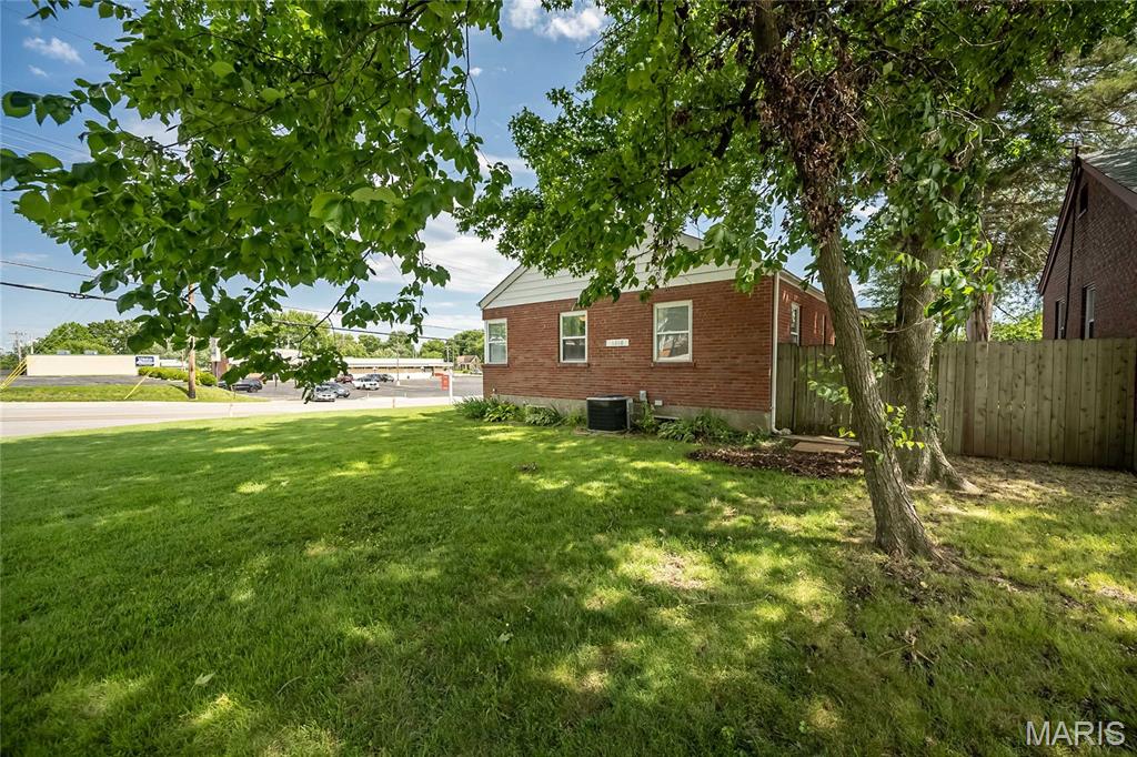 6300 Ashwell Drive Property Photo 39