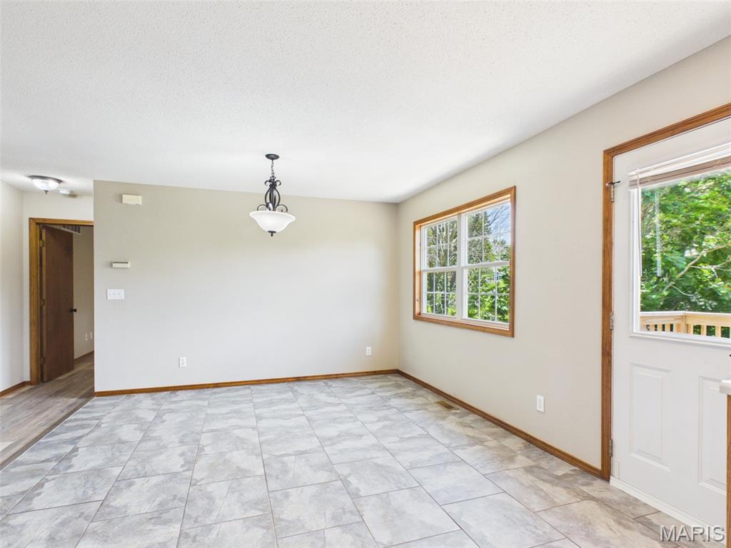24625 Spencer Road Property Photo 24