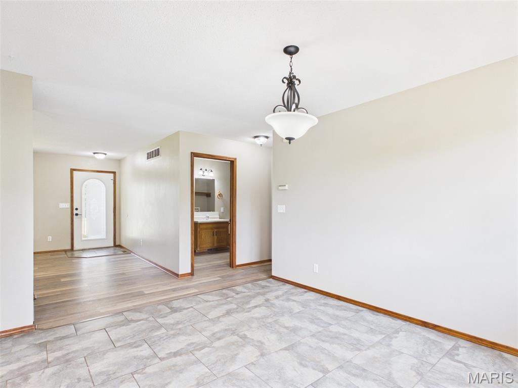 24625 Spencer Road Property Photo 25
