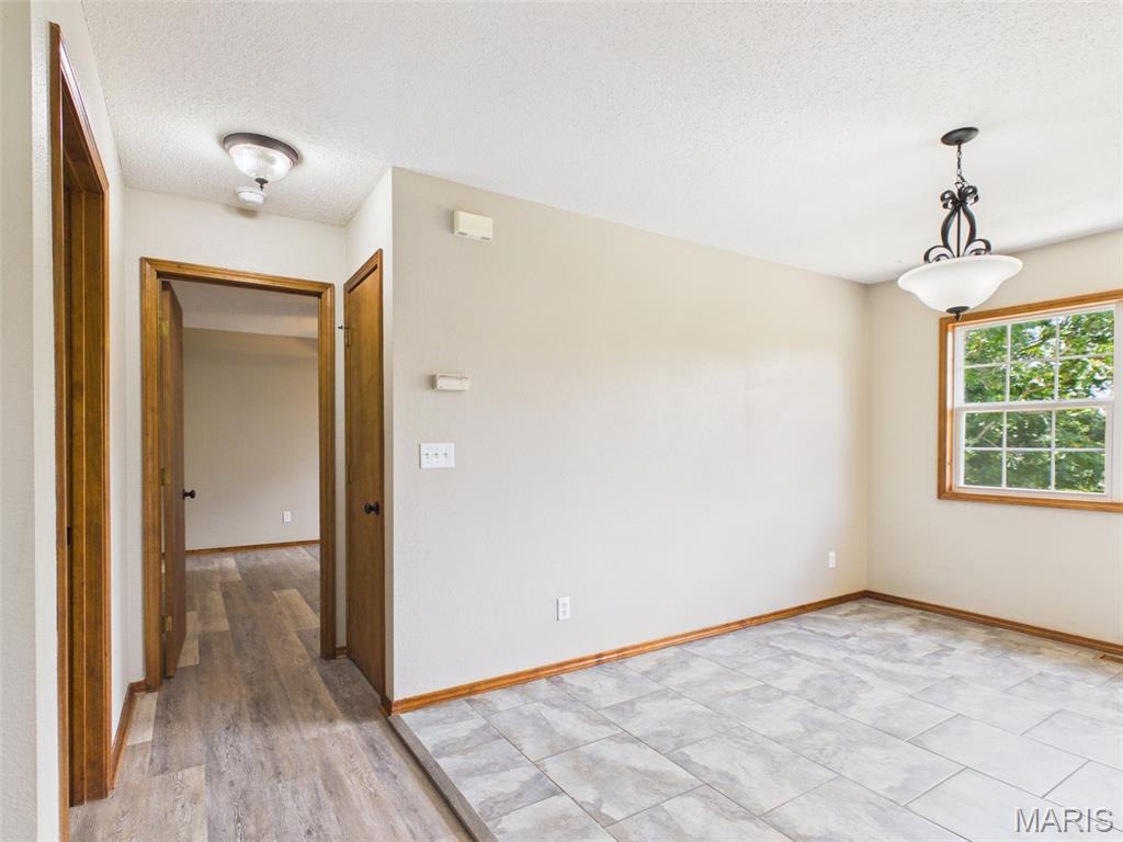 24625 Spencer Road Property Photo 26