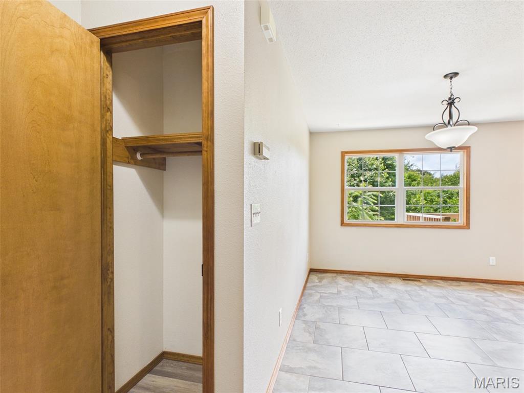 24625 Spencer Road Property Photo 28