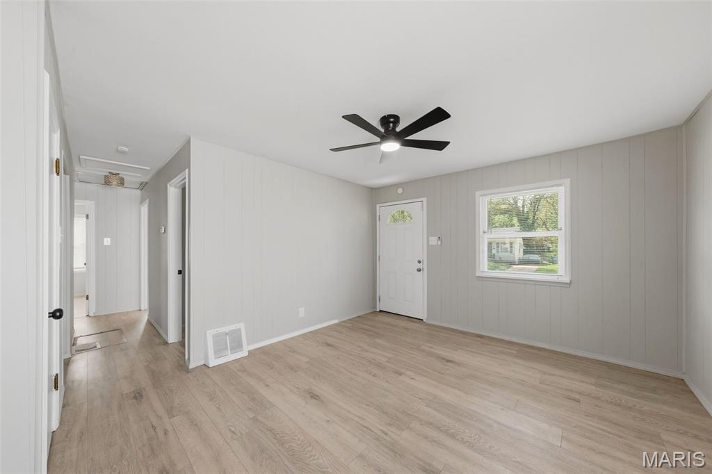 321 Caithness Road Property Photo 7