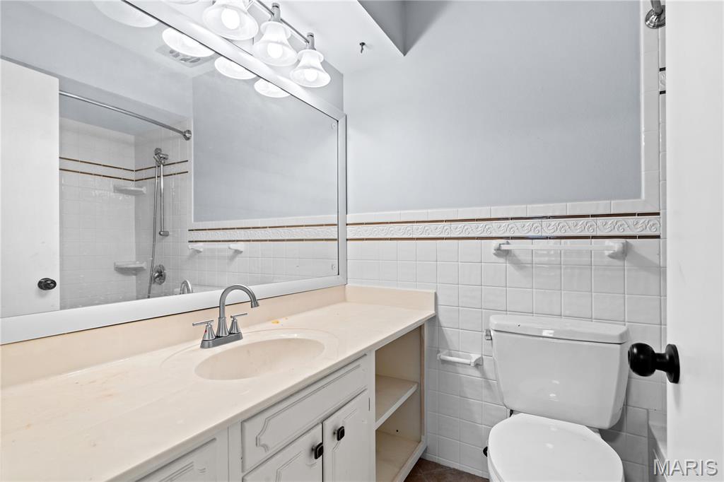 24 Forest Crest Drive Property Photo 6