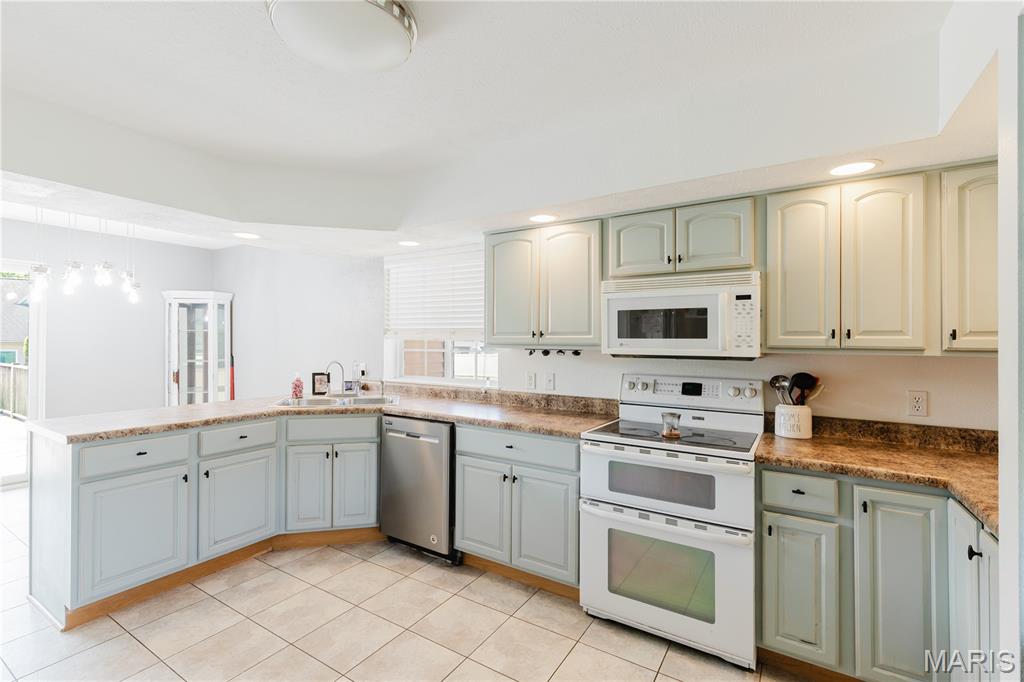 42 Hickory Street Property Photo 15