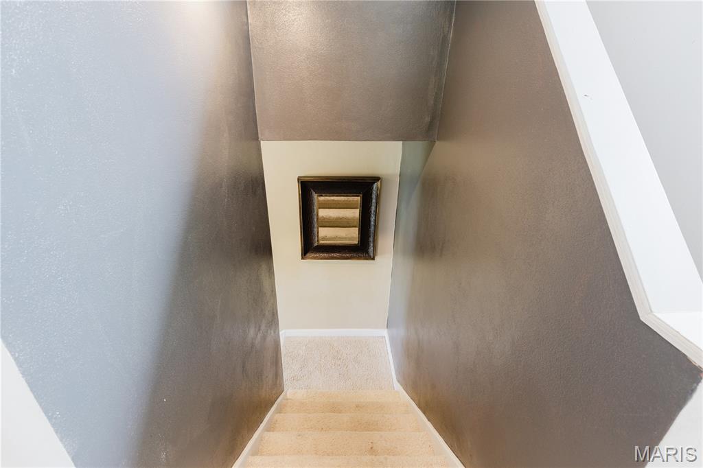 42 Hickory Street Property Photo 35