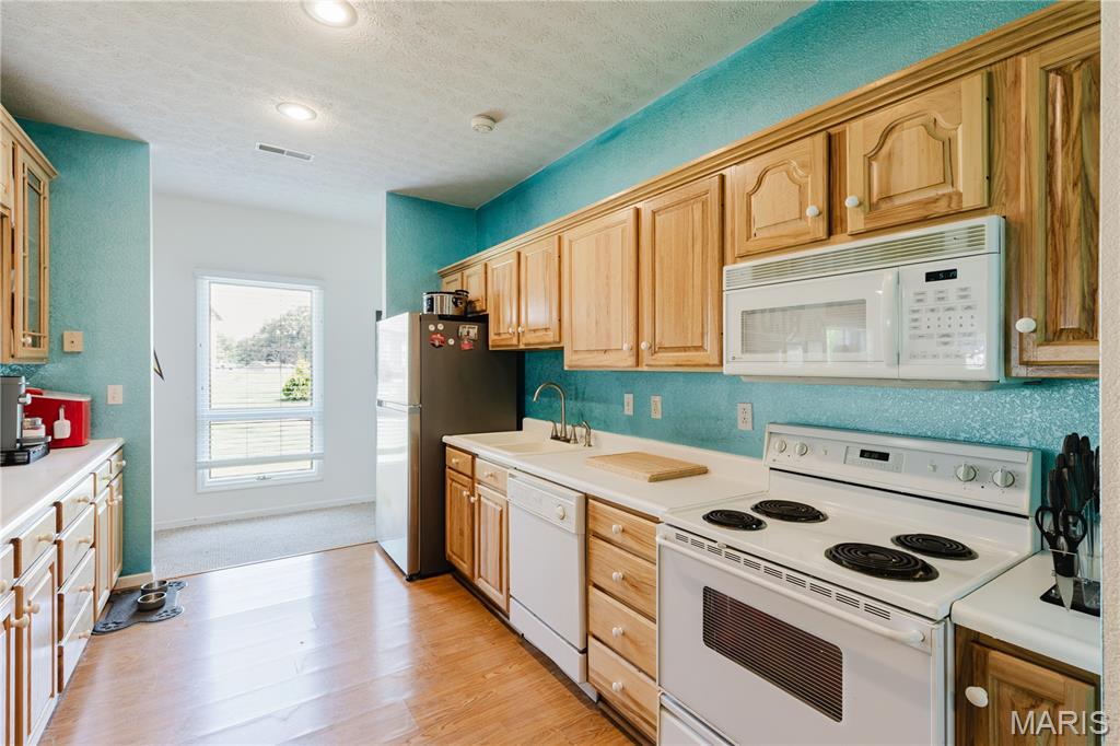 42 Hickory Street Property Photo 51