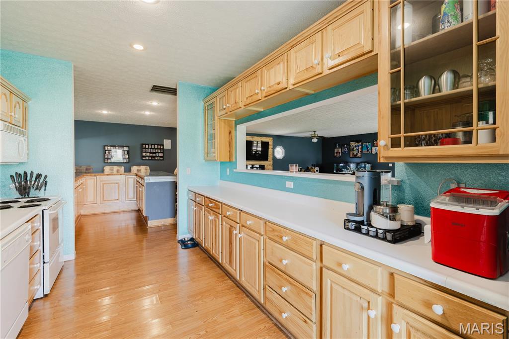 42 Hickory Street Property Photo 53