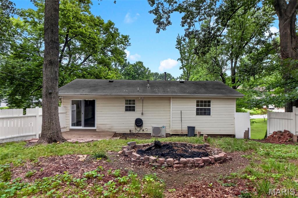 711 Montbrook Drive Property Photo 26