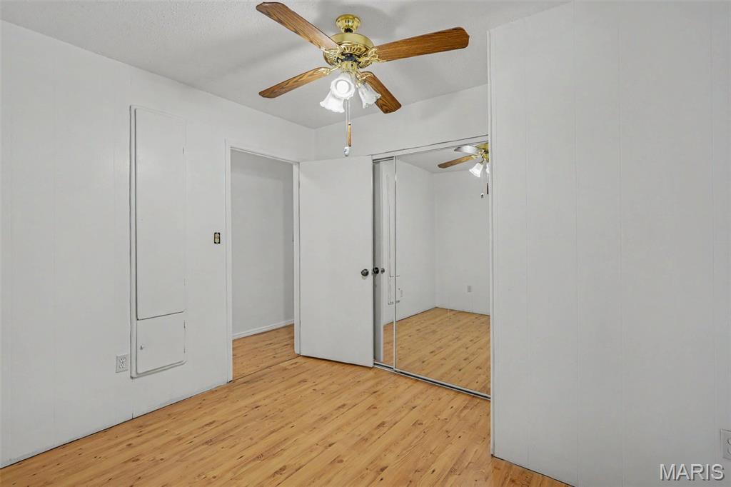 5072 Oak Tree Lane Property Photo 14
