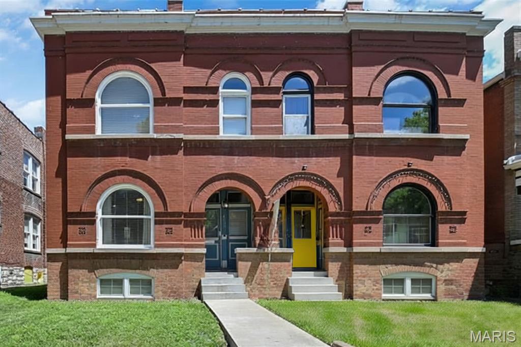 4033 Cleveland Avenue Property Photo 2