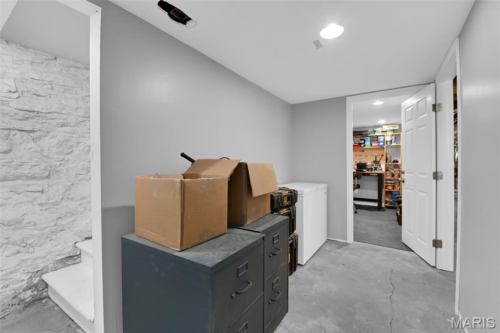 4033 Cleveland Avenue Property Photo 31