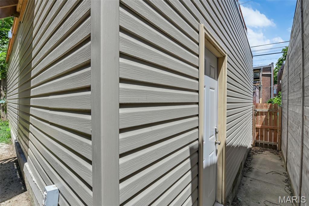 4033 Cleveland Avenue Property Photo 41