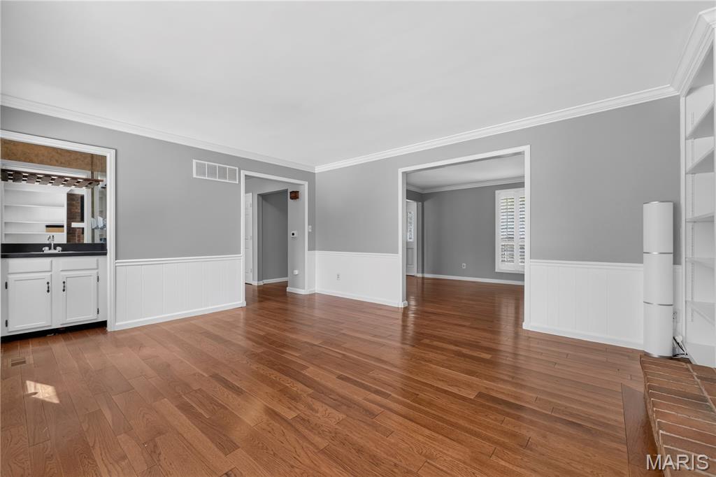 15534 Wendimill Drive Property Photo 13