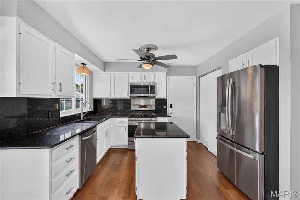 15534 Wendimill Drive Property Photo 16