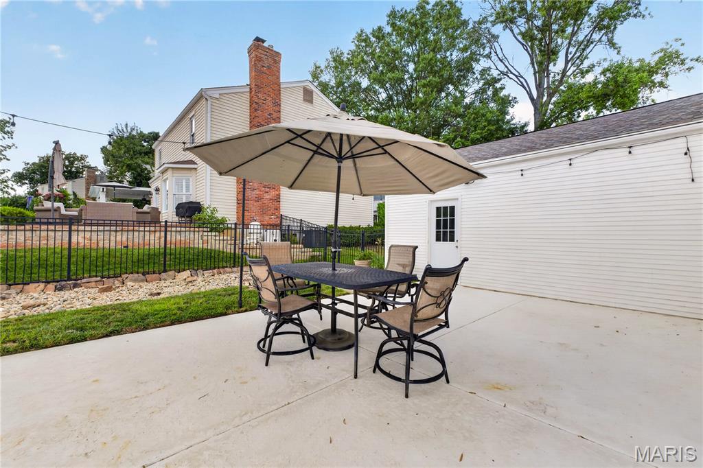 15534 Wendimill Drive Property Photo 39