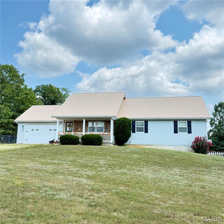 13996 Sherwood Lane Property Photo 1