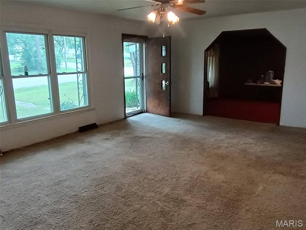 805 Phillips Avenue Property Photo 3