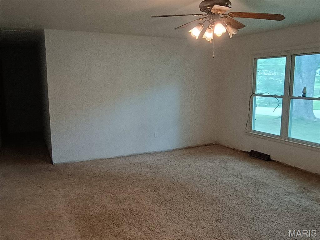 805 Phillips Avenue Property Photo 4