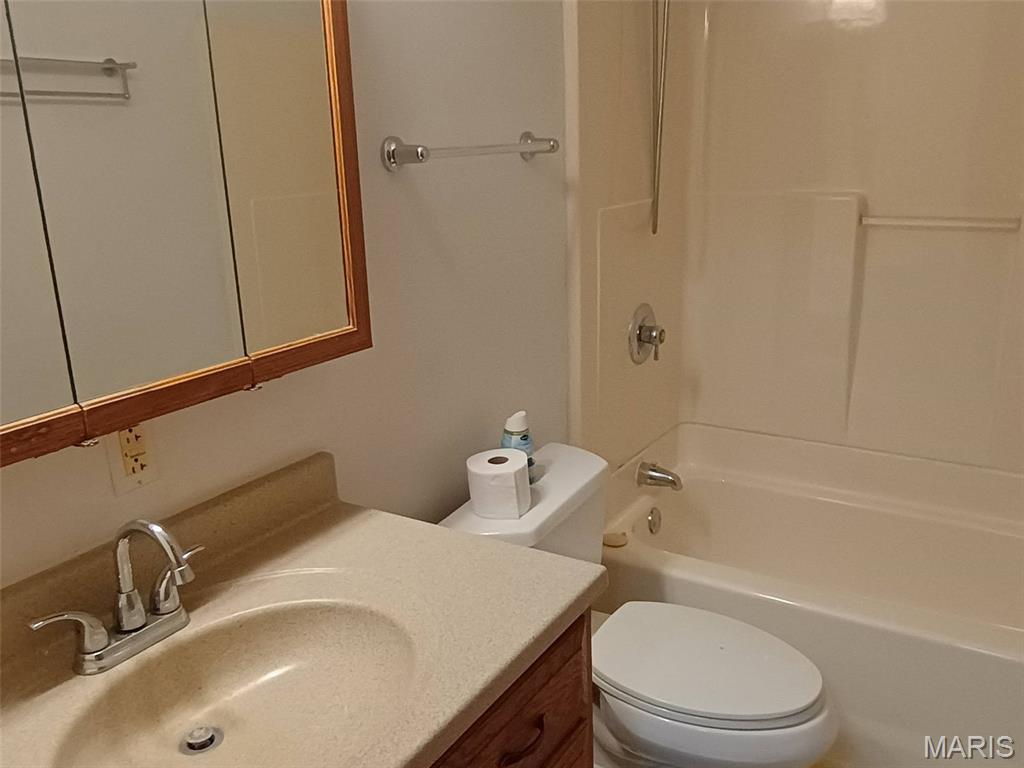 805 Phillips Avenue Property Photo 14