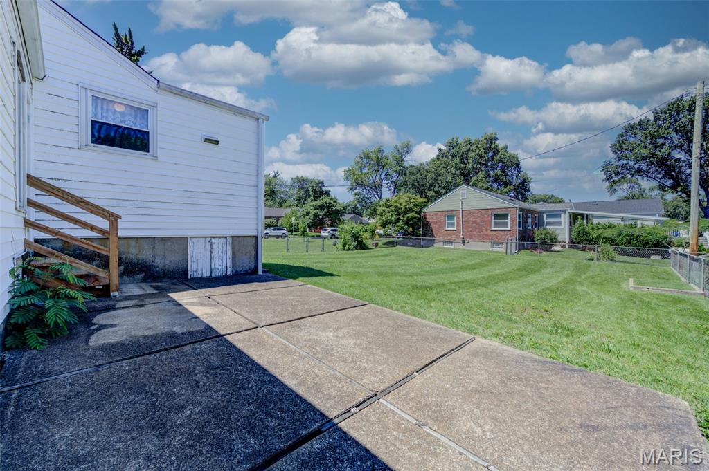 8351 S Laclede Station Road Property Photo 29