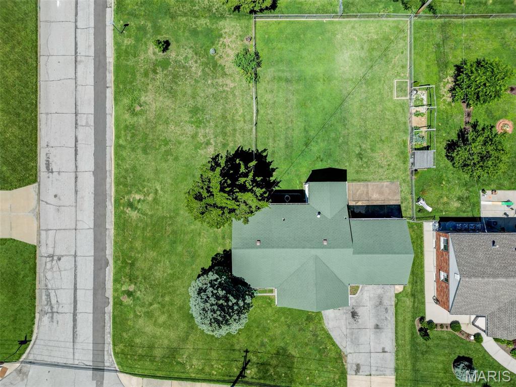 8351 S Laclede Station Road Property Photo 32