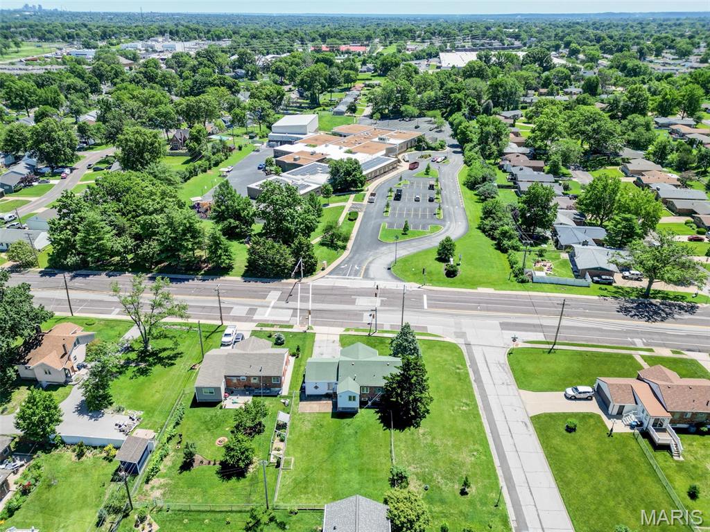 8351 S Laclede Station Road Property Photo 34