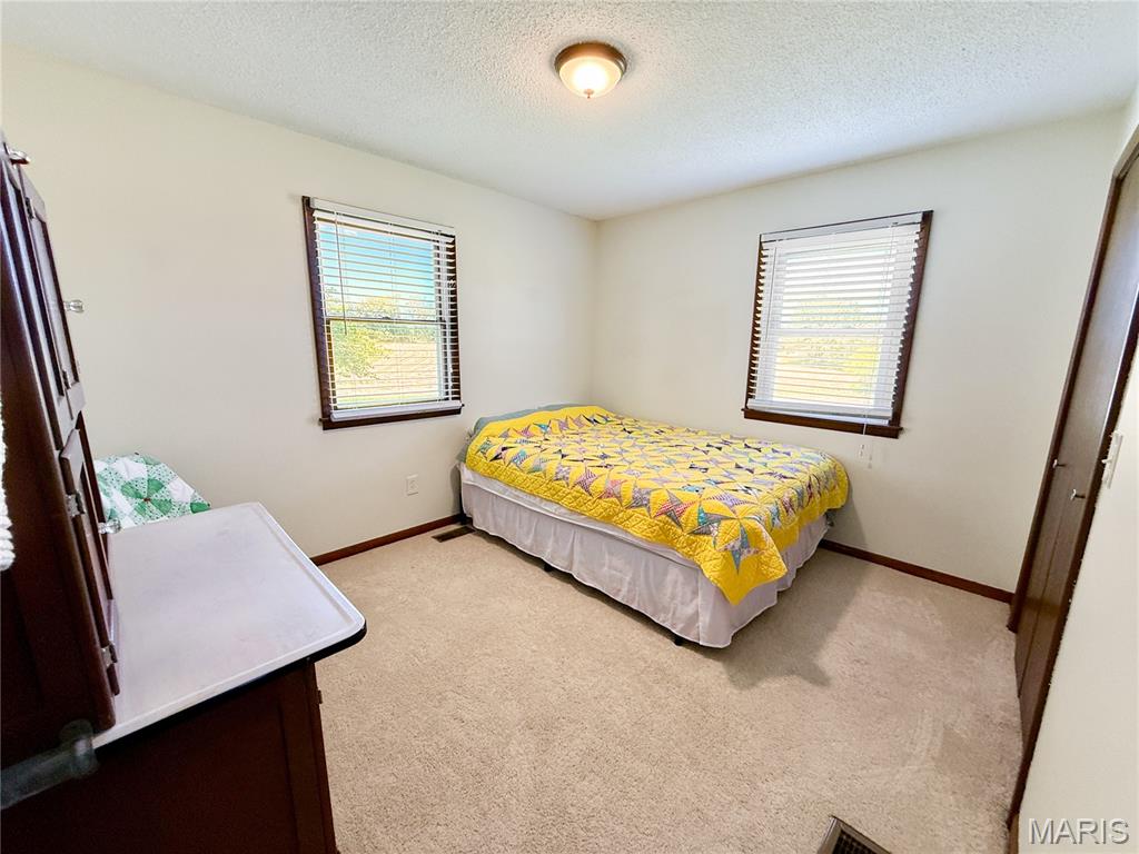 180 E Woodard Street Property Photo 26