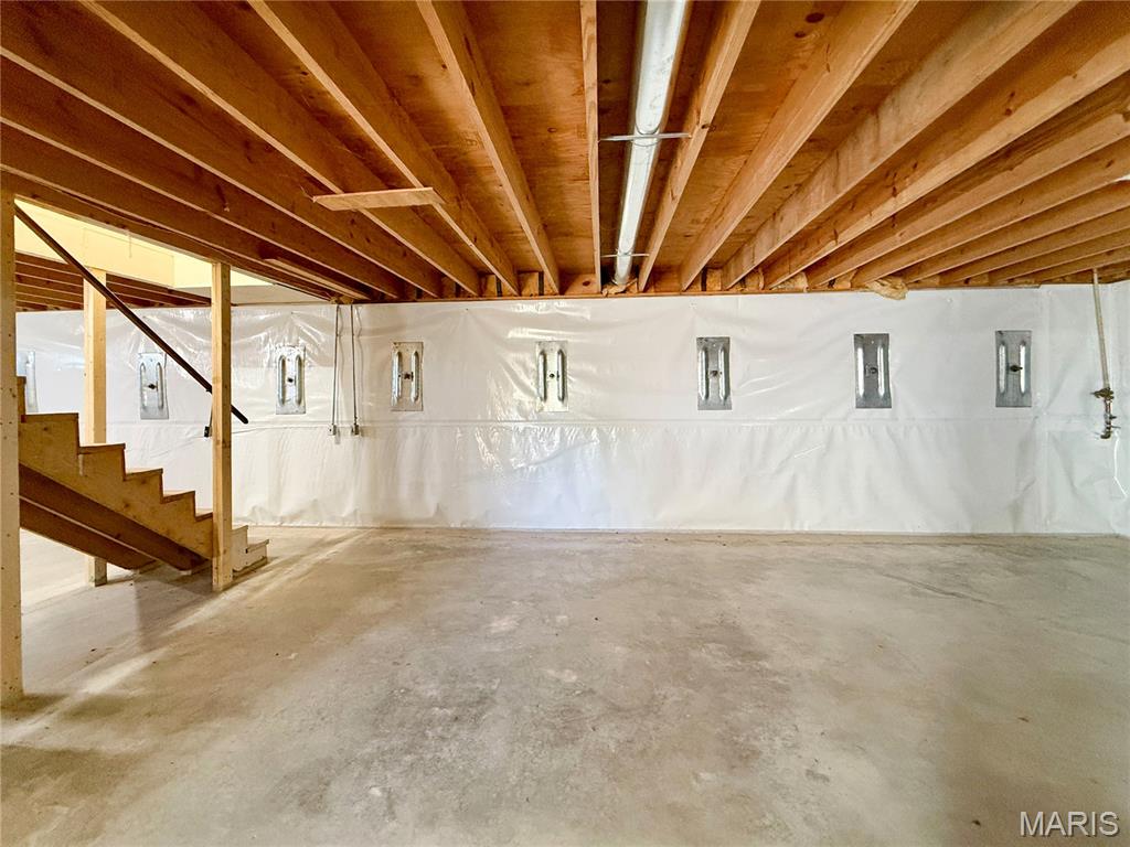 180 E Woodard Street Property Photo 33