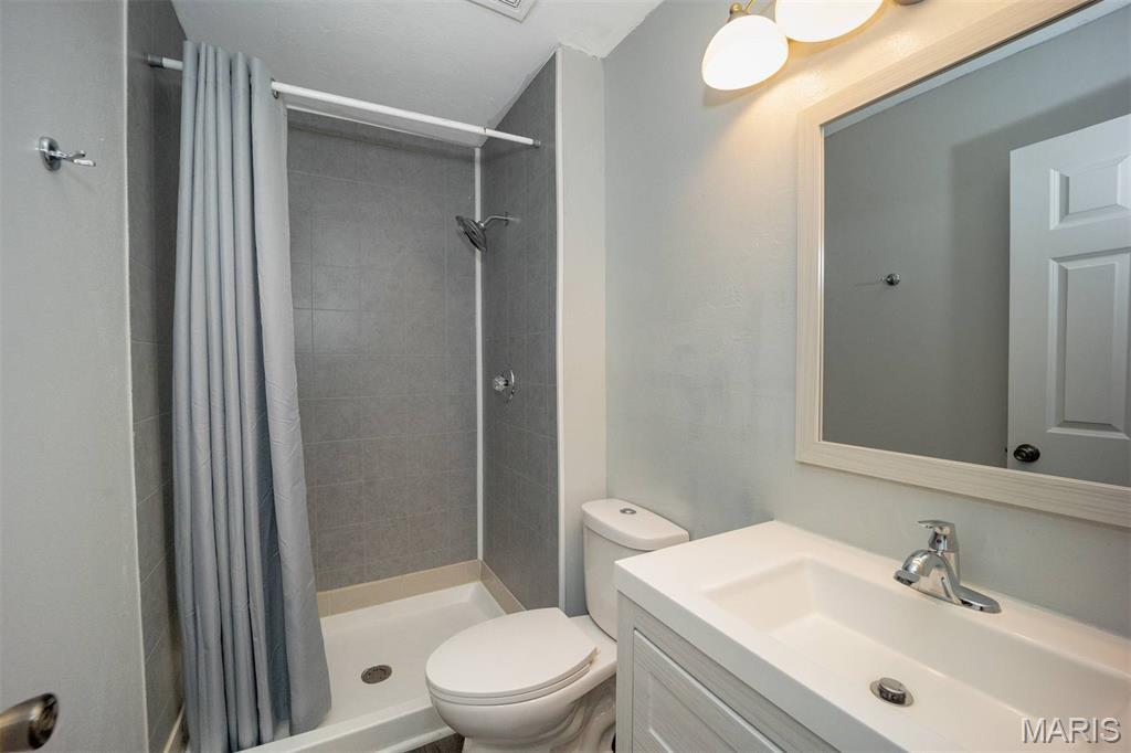 367 Napoli Court Property Photo 16